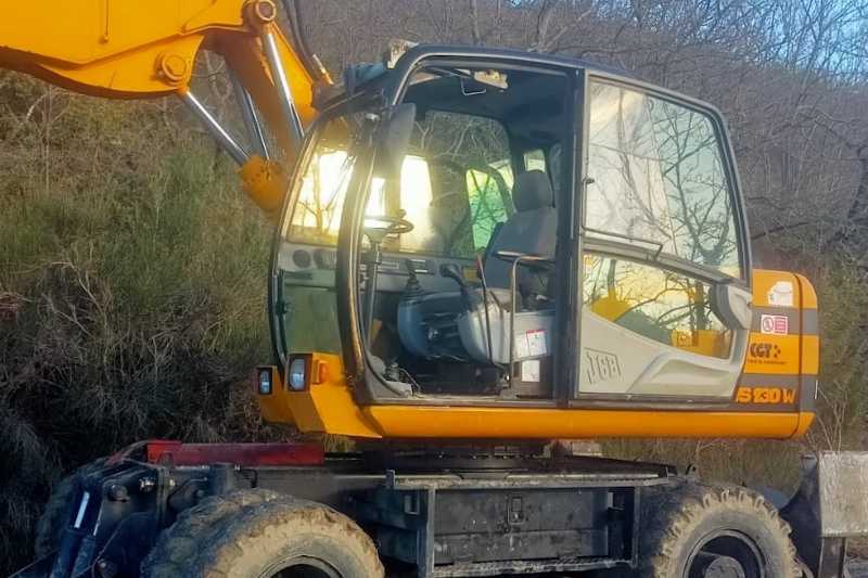 OmecoHub - Immagine JCB JS130W